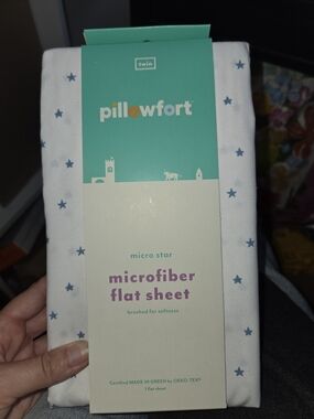 Pillowfort Microfiber Flat Sheet - Twin, White with Blue Stars